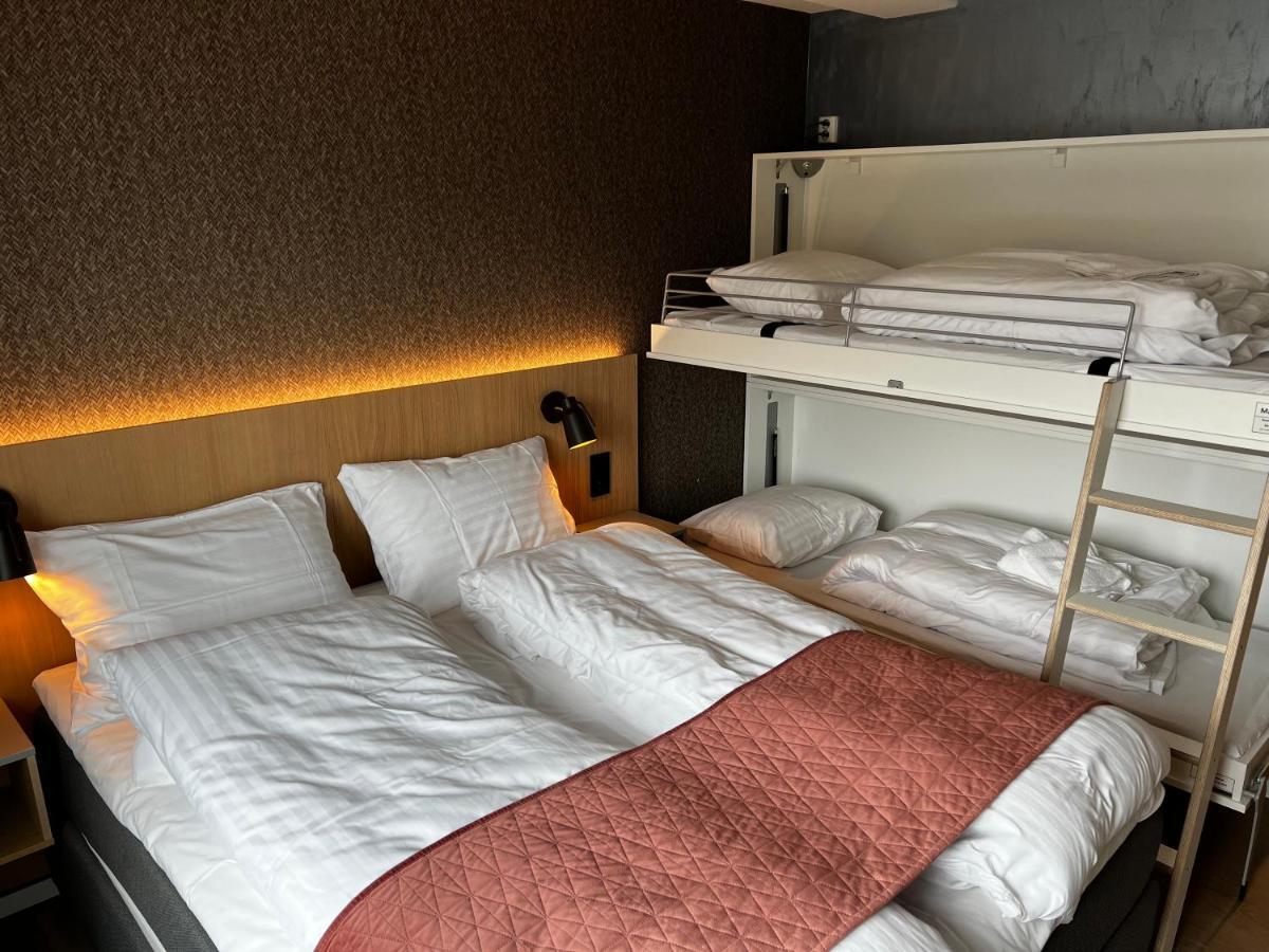 Frichs Ekspress Andalsnes Hotell Exteriör bild