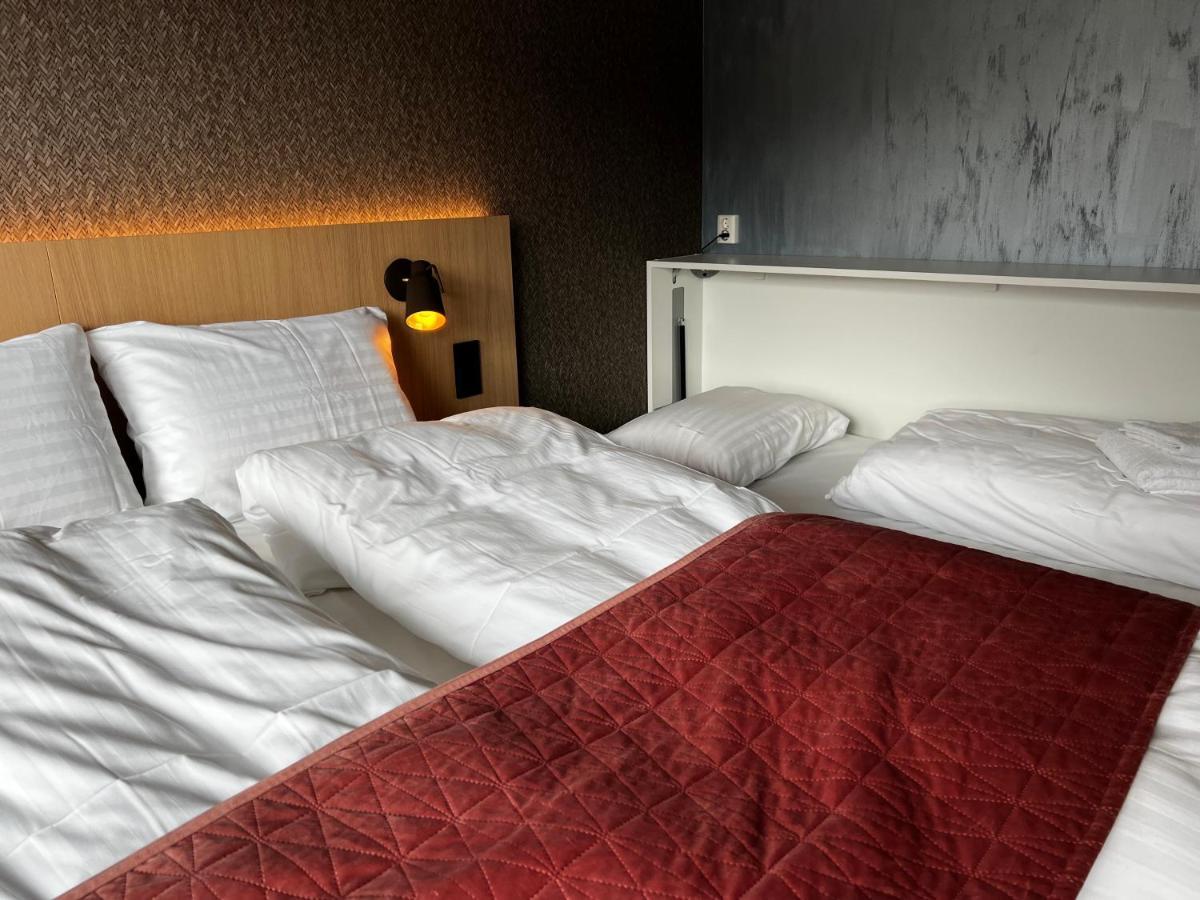 Frichs Ekspress Andalsnes Hotell Exteriör bild
