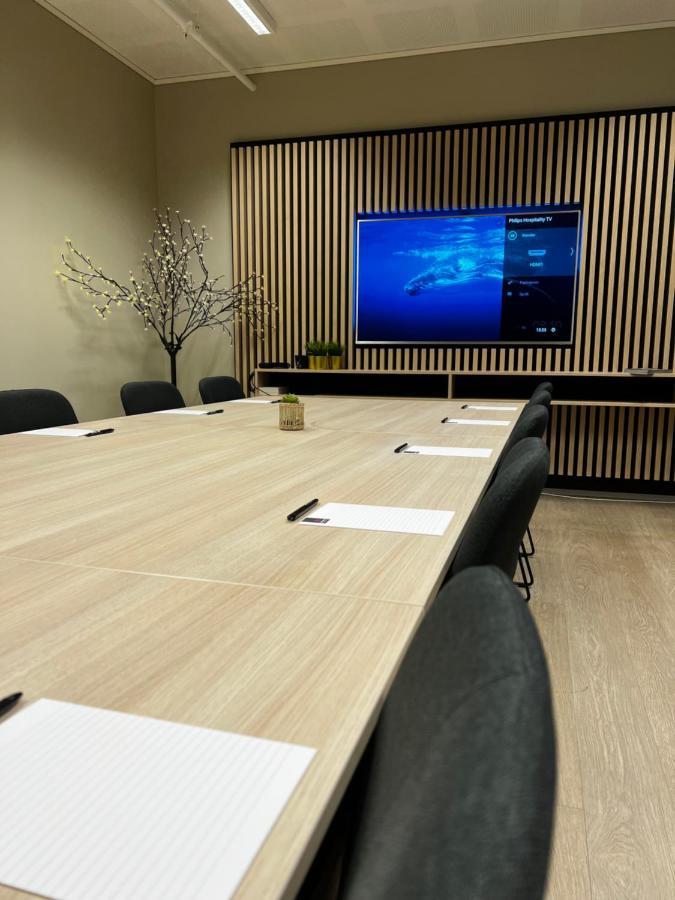 Frichs Ekspress Andalsnes Hotell Exteriör bild
